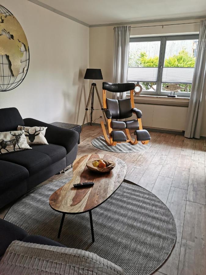 Ferienwohnung In Waldrandlage In Nationalpark Schleiden / Eifel Esterno foto