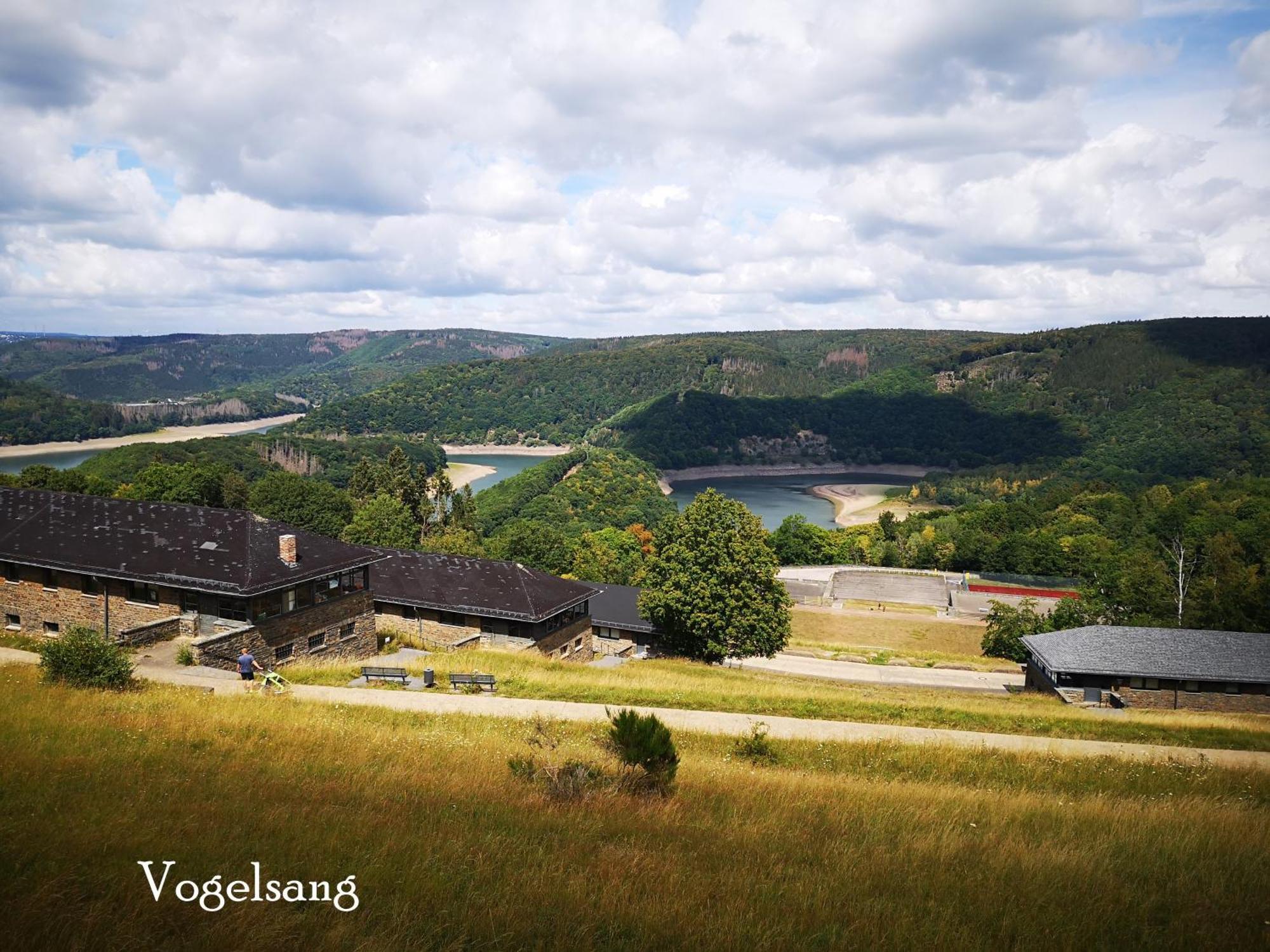 Ferienwohnung In Waldrandlage In Nationalpark Schleiden / Eifel Esterno foto