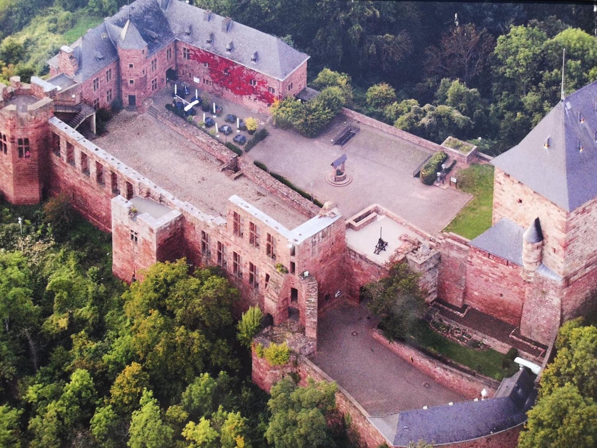 Ferienwohnung In Waldrandlage In Nationalpark Schleiden / Eifel Esterno foto